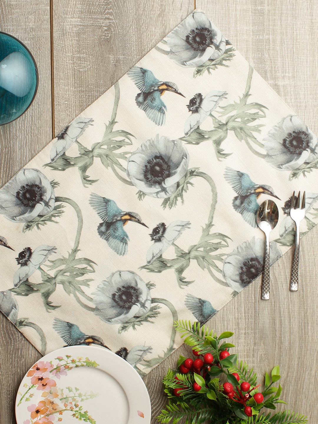 Soumya Set Of 6 Grey & Off-White Floral-Printed Shrinkage Proof & Colour Fast Table Placemats
Soumya Set Of 6 Grey & Off-White Floral-Printed Shrinkage Proof & Colour Fast Table Placemats