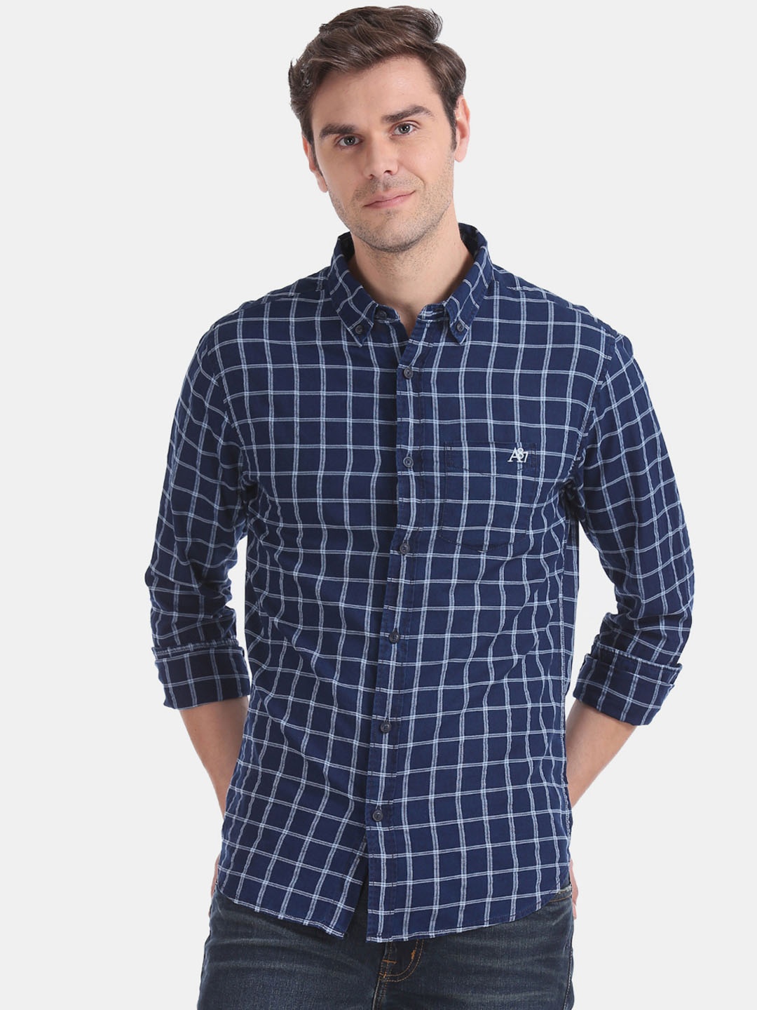 Aeropostale Men Navy Blue & White Regular Fit Checked Casual Shirt