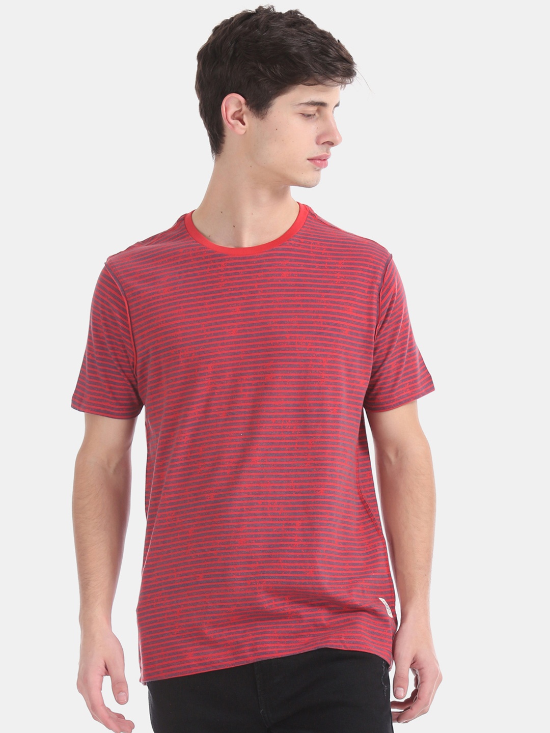 Cherokee Men Red Striped Round Neck T-shirt
