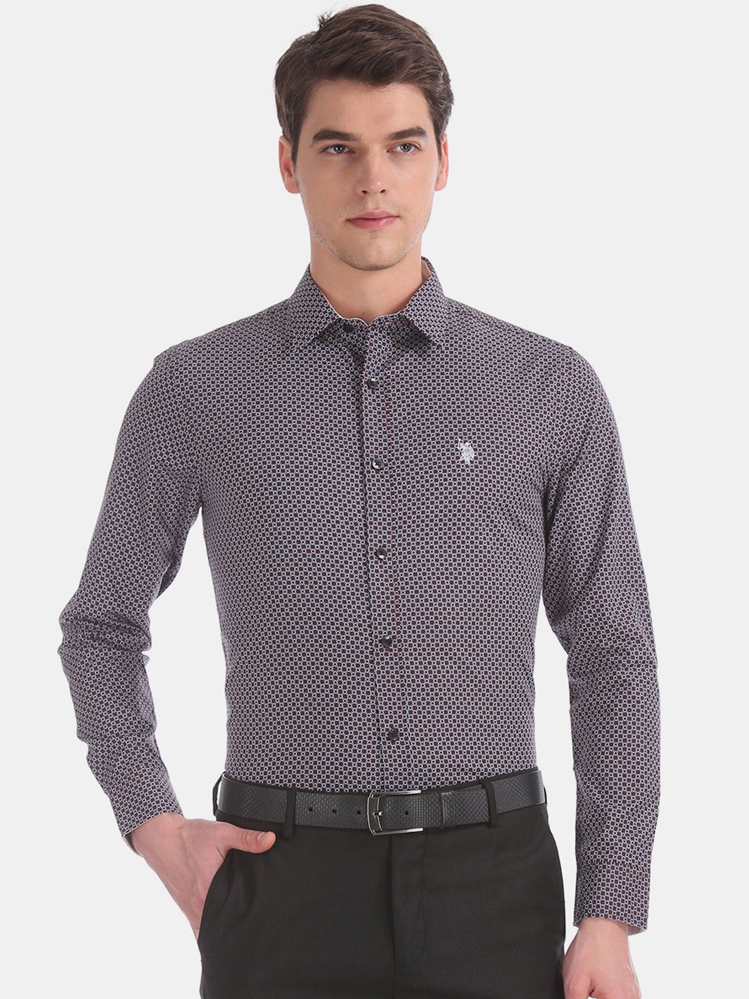 U.S. Polo Assn. Men Burgundy & Blue Regular Fit Printed Formal Shirt