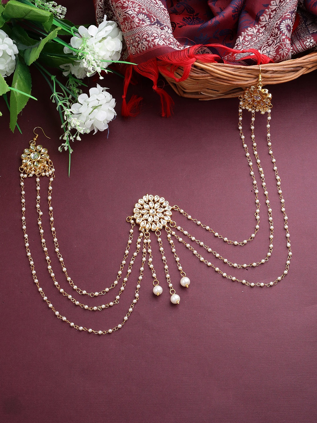 Shoshaa White Gold-Plated Kundan & Artificial Stone Studded Layered Bun-Pin With Attached Earrings
Shoshaa White Gold-Plated Kundan & Artificial Stone Studded Layered Bun-Pin With Attached Earrings