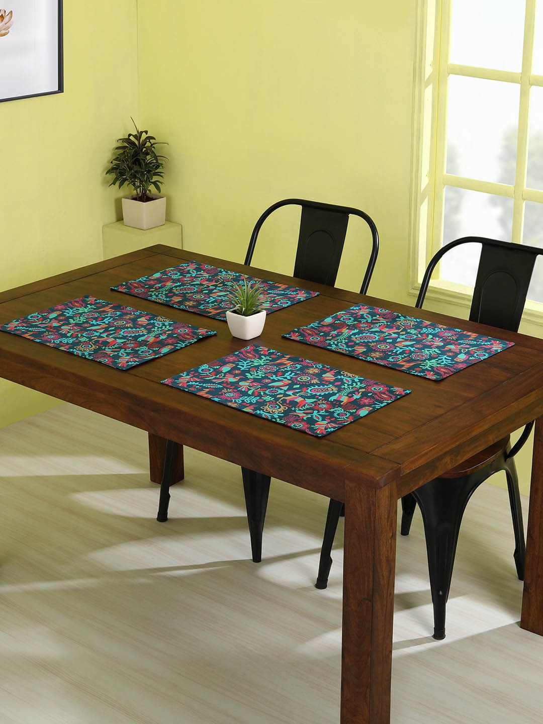 Chumbak Set of 4 Navy Blue & Red Wildlife Charm Table Mats