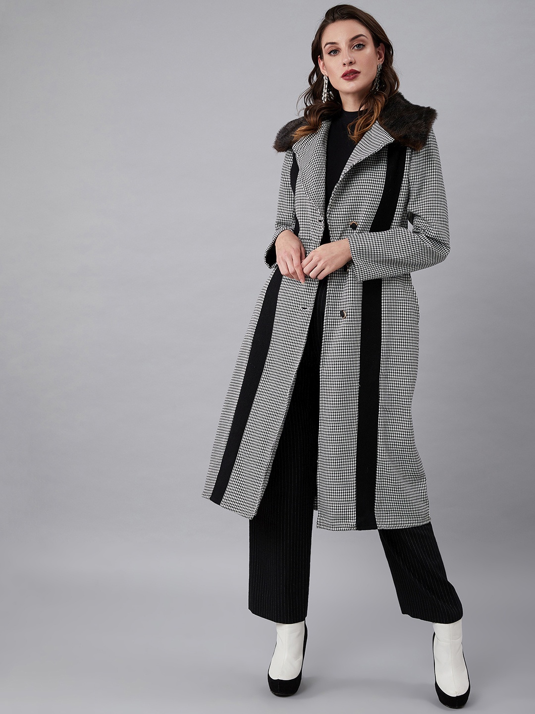 Athena Women White & Black Houndstooth Patterned Longline Faux Fur Trimmed Woolen Overcoat
Athena Women White & Black Houndstooth Patterned Longline Faux Fur Trimmed Woolen Overcoat