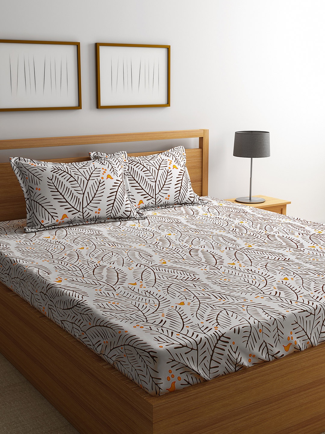 URBAN DREAM Off-White & Black Floral 210 TC Cotton 1 King Bedsheet with 2 Pillow Covers
URBAN DREAM Off-White & Black Floral 210 TC Cotton 1 King Bedsheet with 2 Pillow Covers