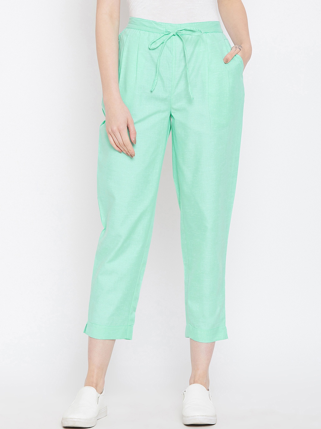 Bitterlime Women Green Relaxed Regular Fit Solid Peg Trousers