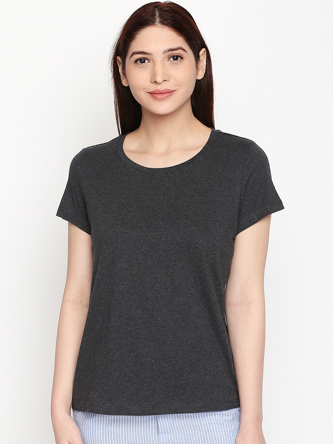 Dreamz by Pantaloons Women Grey Melange Solid Round Neck Pure Cotton Lounge T-shirt
Dreamz by Pantaloons Women Grey Melange Solid Round Neck Pure Cotton Lounge T-shirt