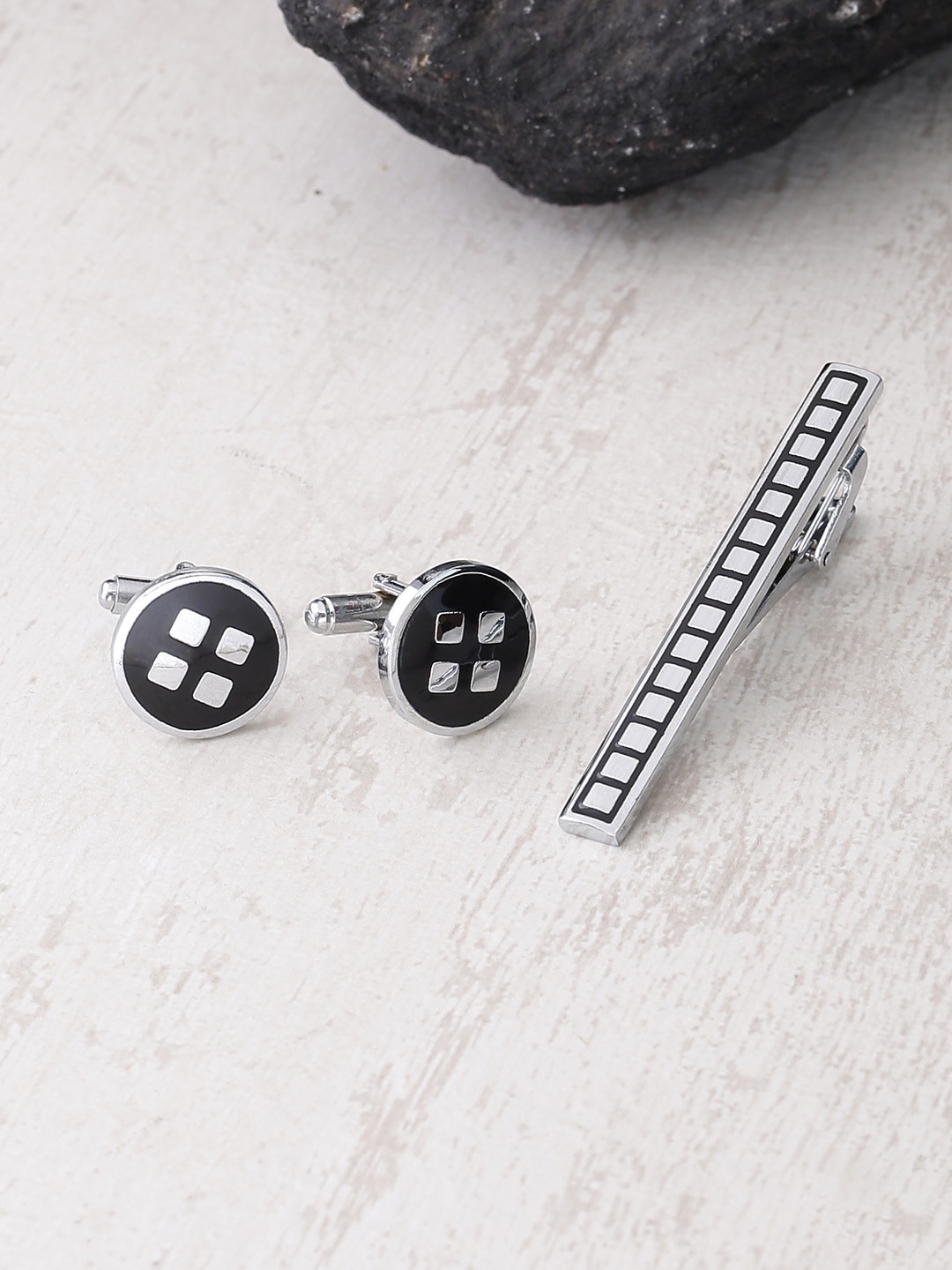 Dare by Voylla Men Silver-Toend & Black Accessory Gift Set