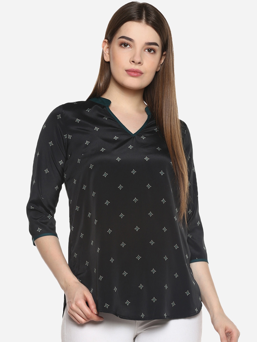 Qurvii Plus Size Women Black Printed High-Low Top