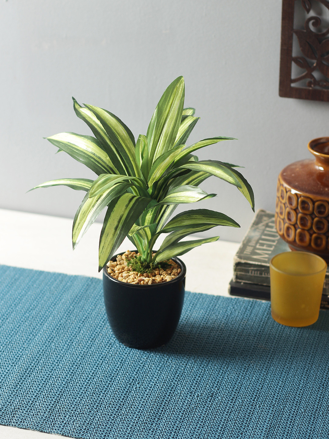 Fourwalls Green & White 24 cm tall Artificial Dracaena Bonsai Plant With Vase
Fourwalls Green & White 24 cm tall Artificial Dracaena Bonsai Plant With Vase
