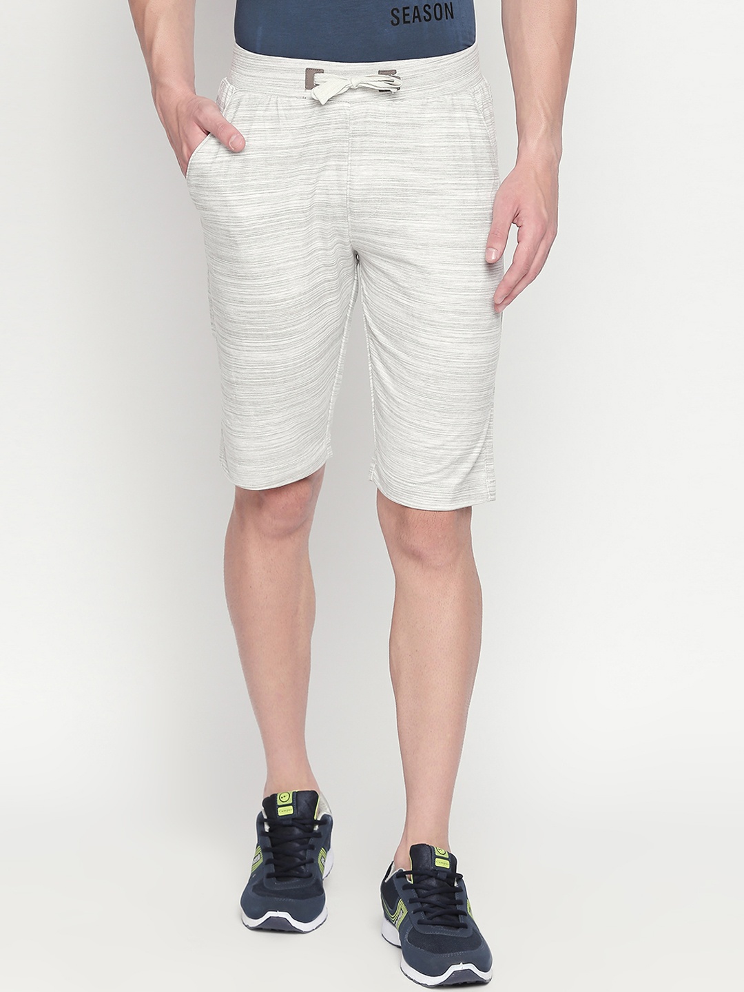 beevee Men Off-White Self Design Regular Fit Sports Shorts