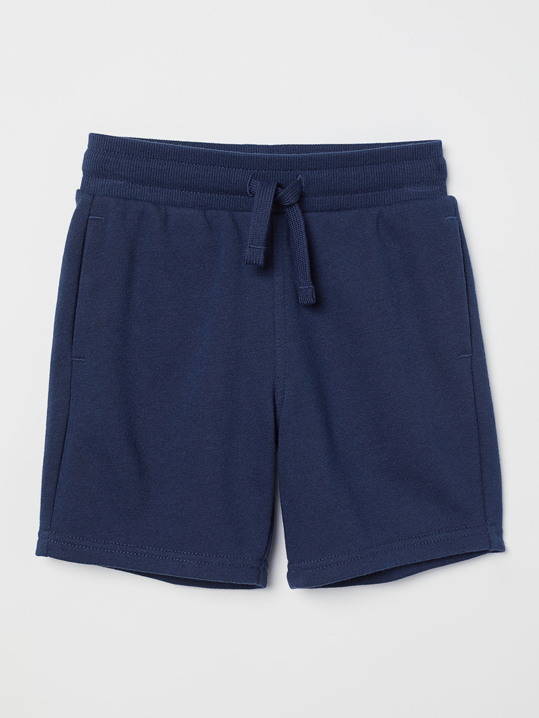 H&M Boys Blue Solid Sweatshirt Shorts
H&M Boys Blue Solid Sweatshirt Shorts