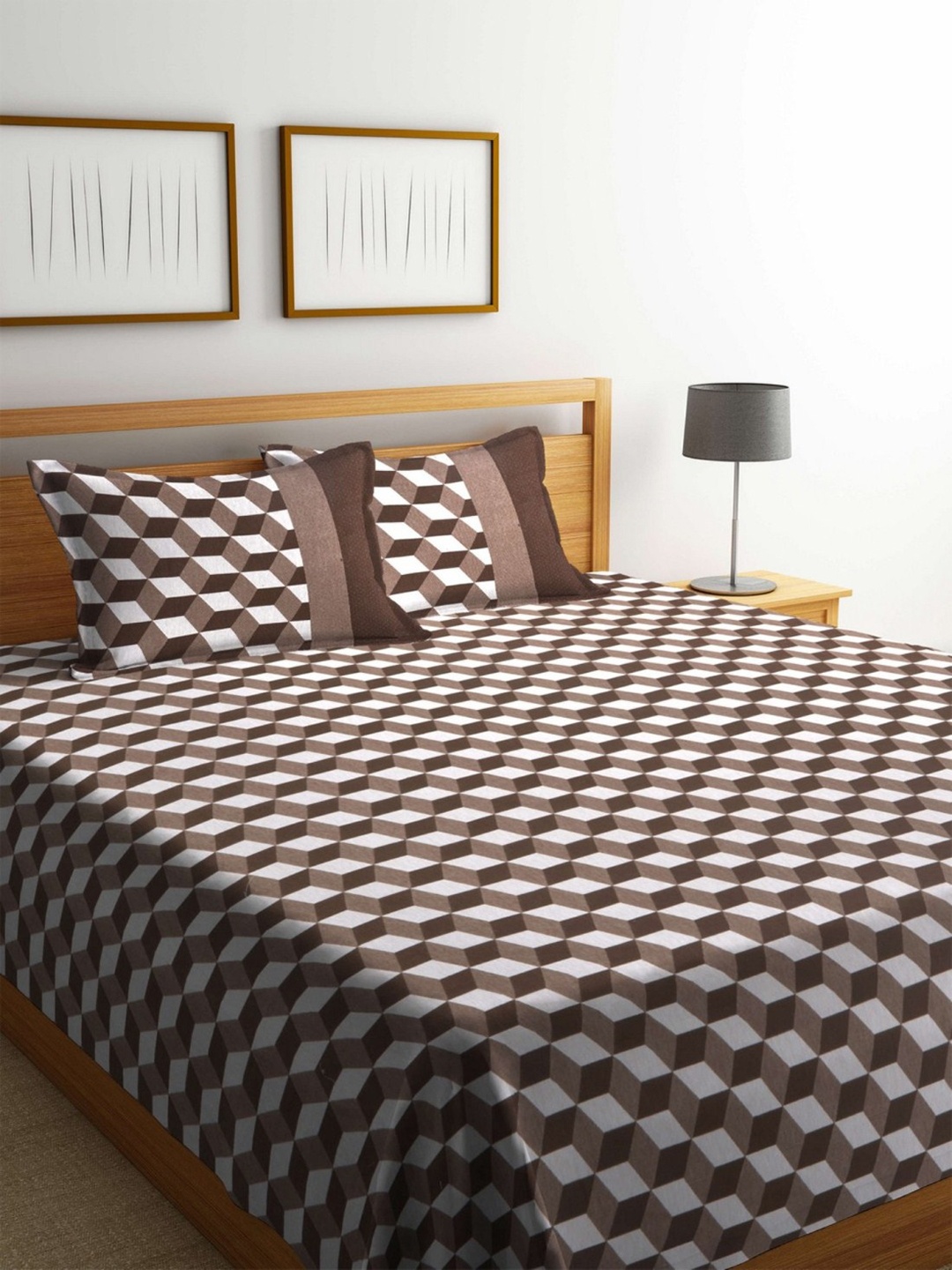 ROMEE Brown & Off White Printed 180TC Reversible Double Bed Cover with 2 Pillow Covers
ROMEE Brown & Off White Printed 180TC Reversible Double Bed Cover with 2 Pillow Covers