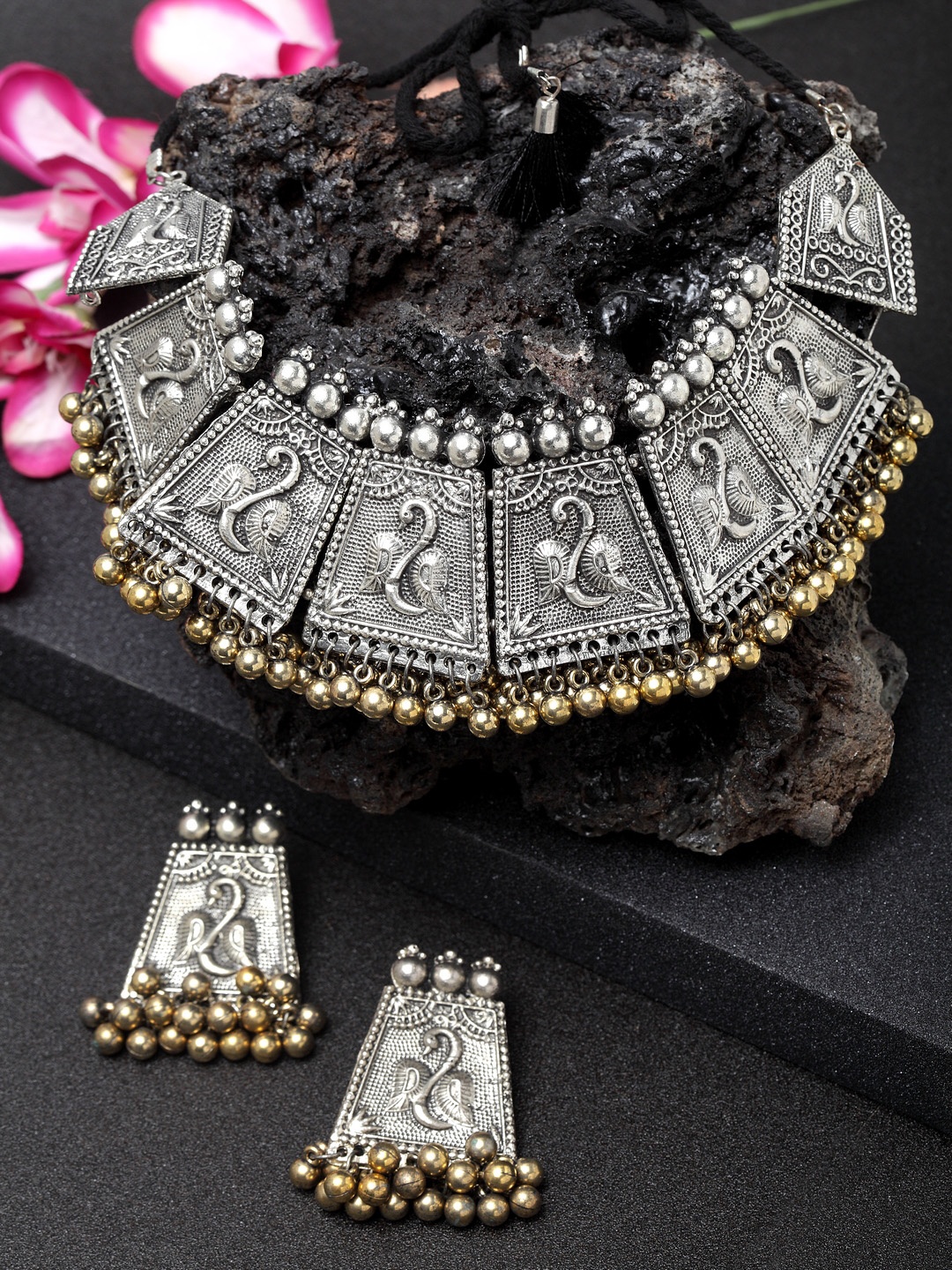 Moedbuille Women Silver-Plated Handcrafted Oxidised Afghan Jewellery Set