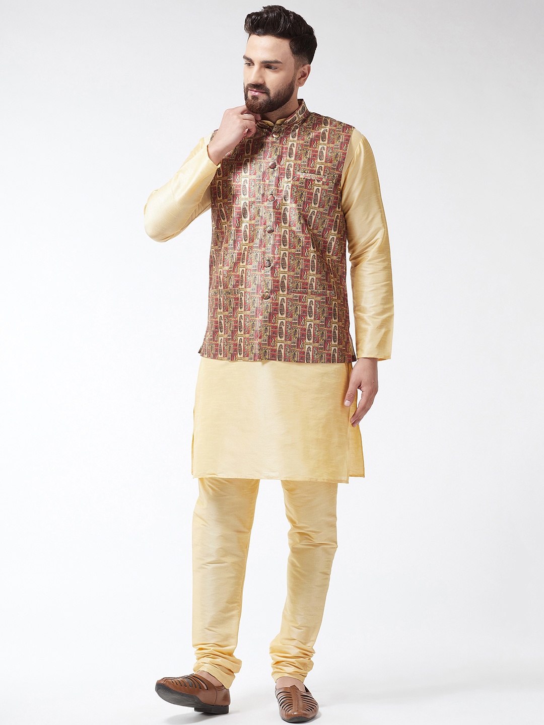 SOJANYA Men Gold-Toned Solid Kurta And Churidar With Jacket