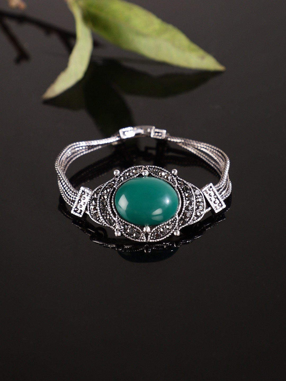 Shining Diva Fashion Silver-Toned Green Alloy Charm Bracelet