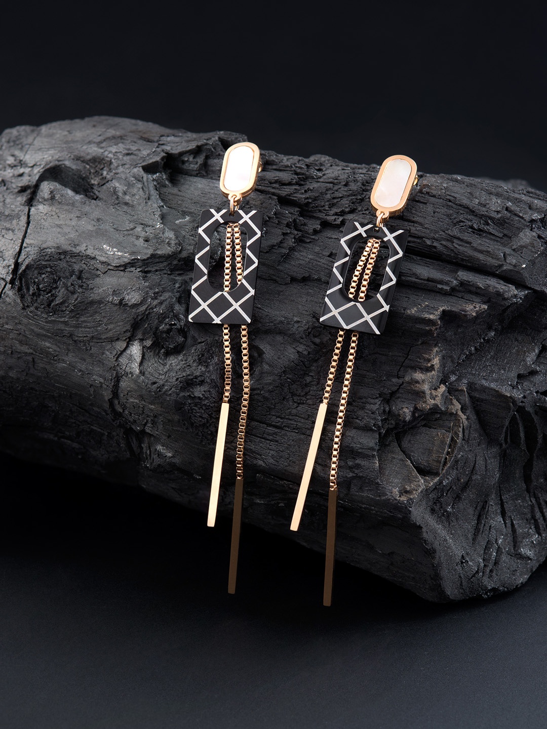 E2O Gold-Plated & Black Contemporary Drop Earrings