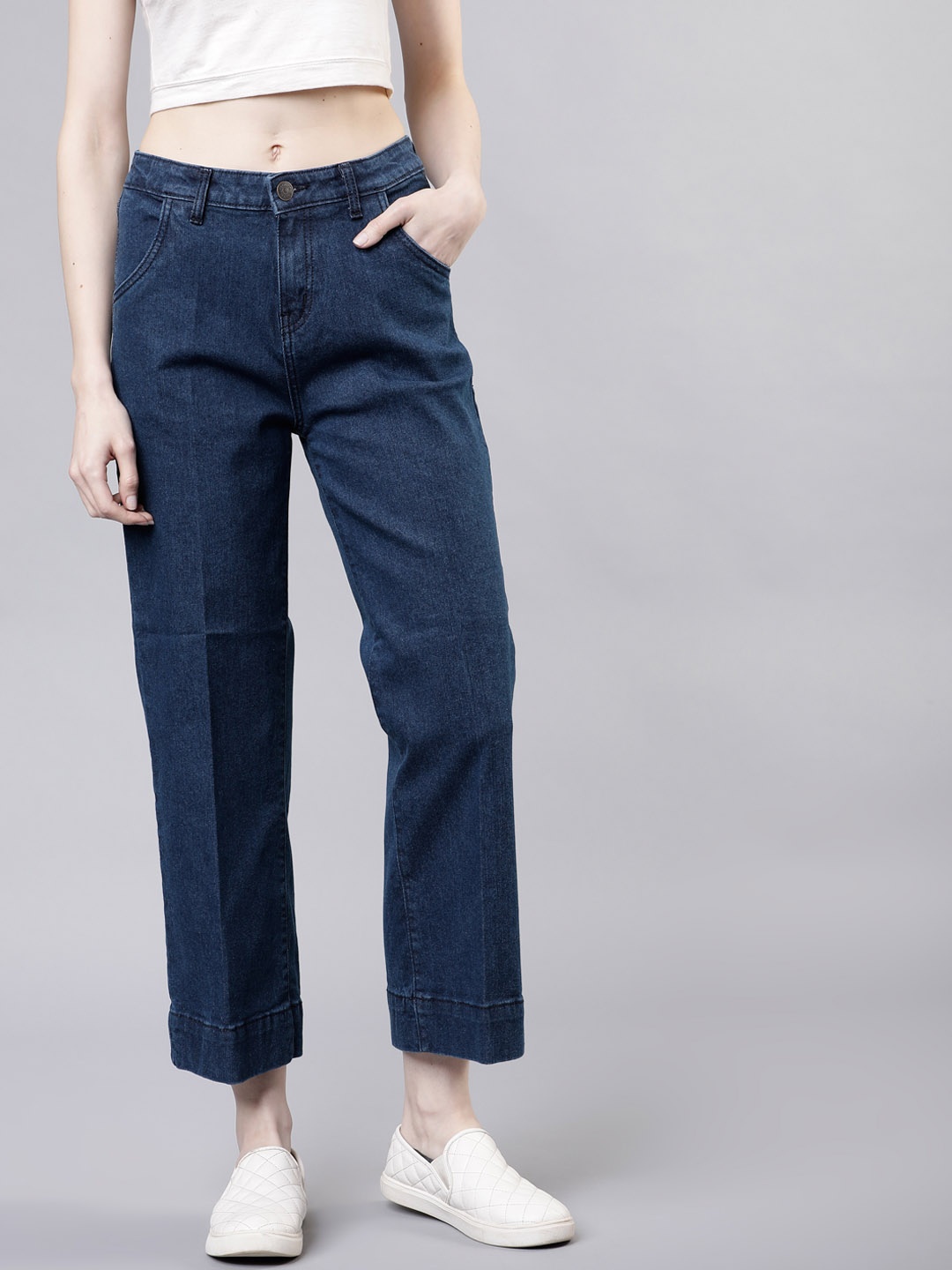 Basics By Tokyo Talkies Women Navy Blue Bootcut Mid-Rise Clean Look Stretchable Jeans
Basics By Tokyo Talkies Women Navy Blue Bootcut Mid-Rise Clean Look Stretchable Jeans