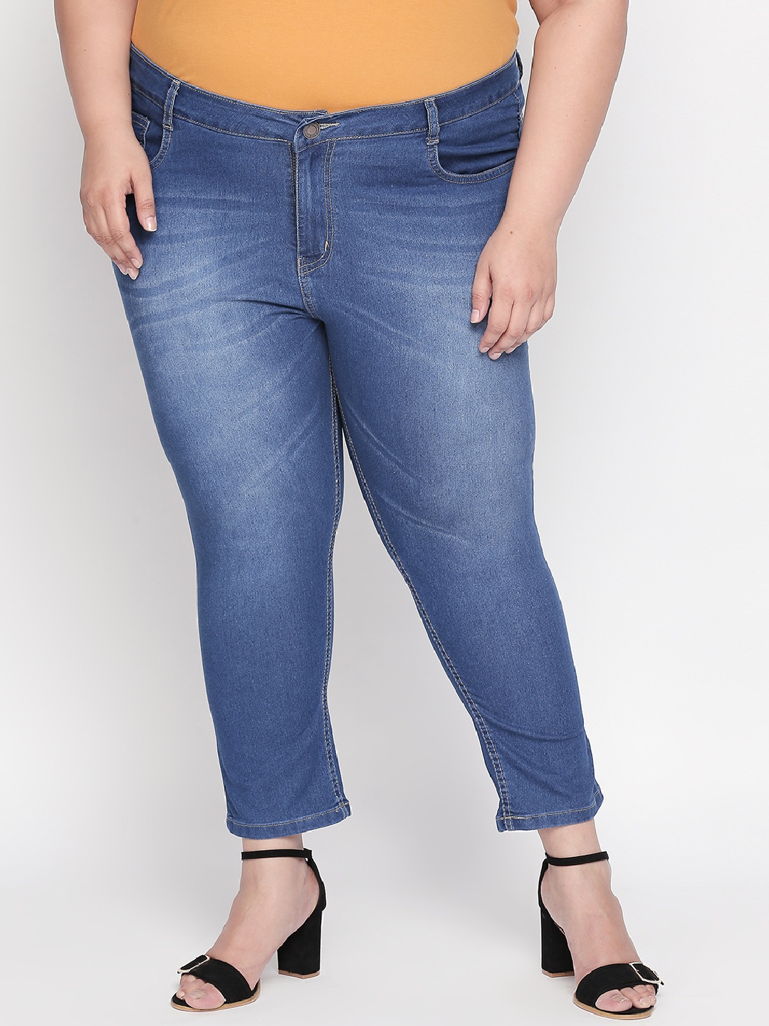ZUSH Plus Size Women Blue Regular Fit Mid-Rise Clean Look Jeans