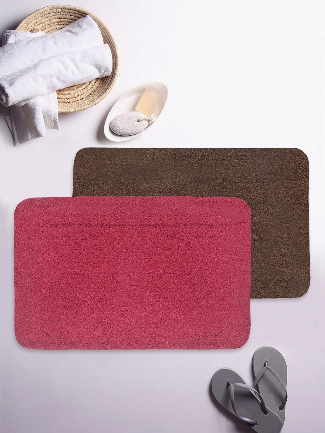 Bianca Set of 2 Solid Anti-Slip Bath Rugs, Red