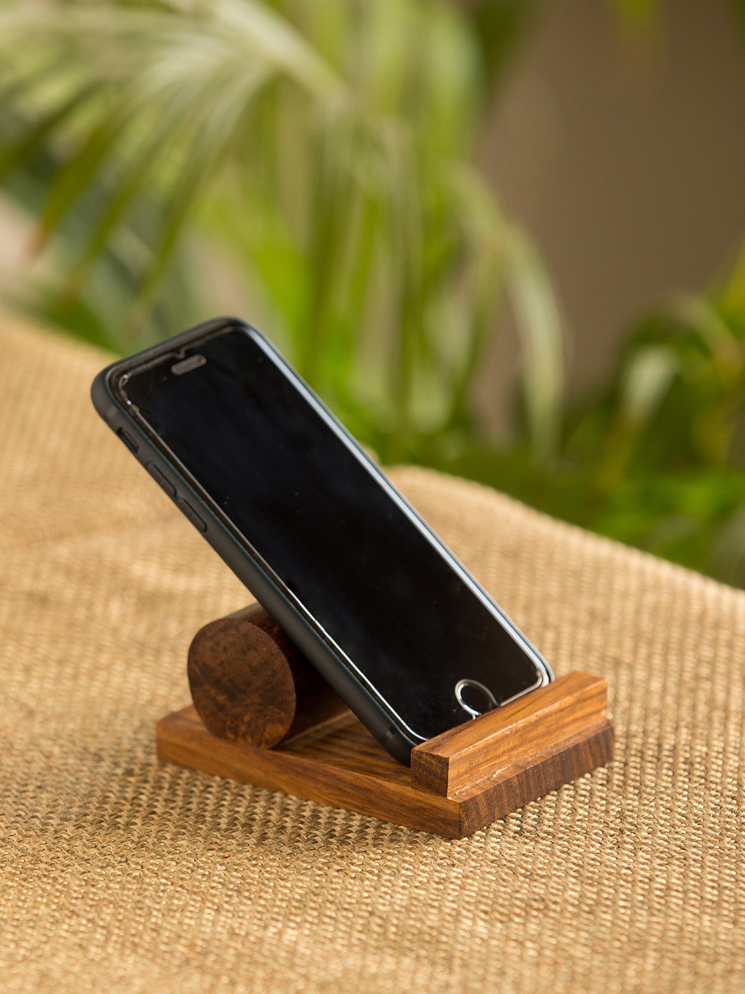 ExclusiveLane Brown Solid The Chocolate Roller Handcrafted Sheesham Wood Mobile Holder
ExclusiveLane Brown Solid The Chocolate Roller Handcrafted Sheesham Wood Mobile Holder