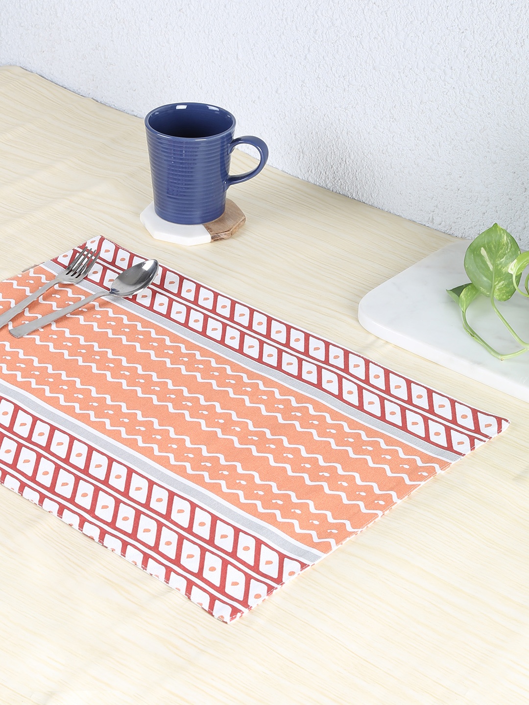 House This Set of 2 Red & White Printed Table Placemats