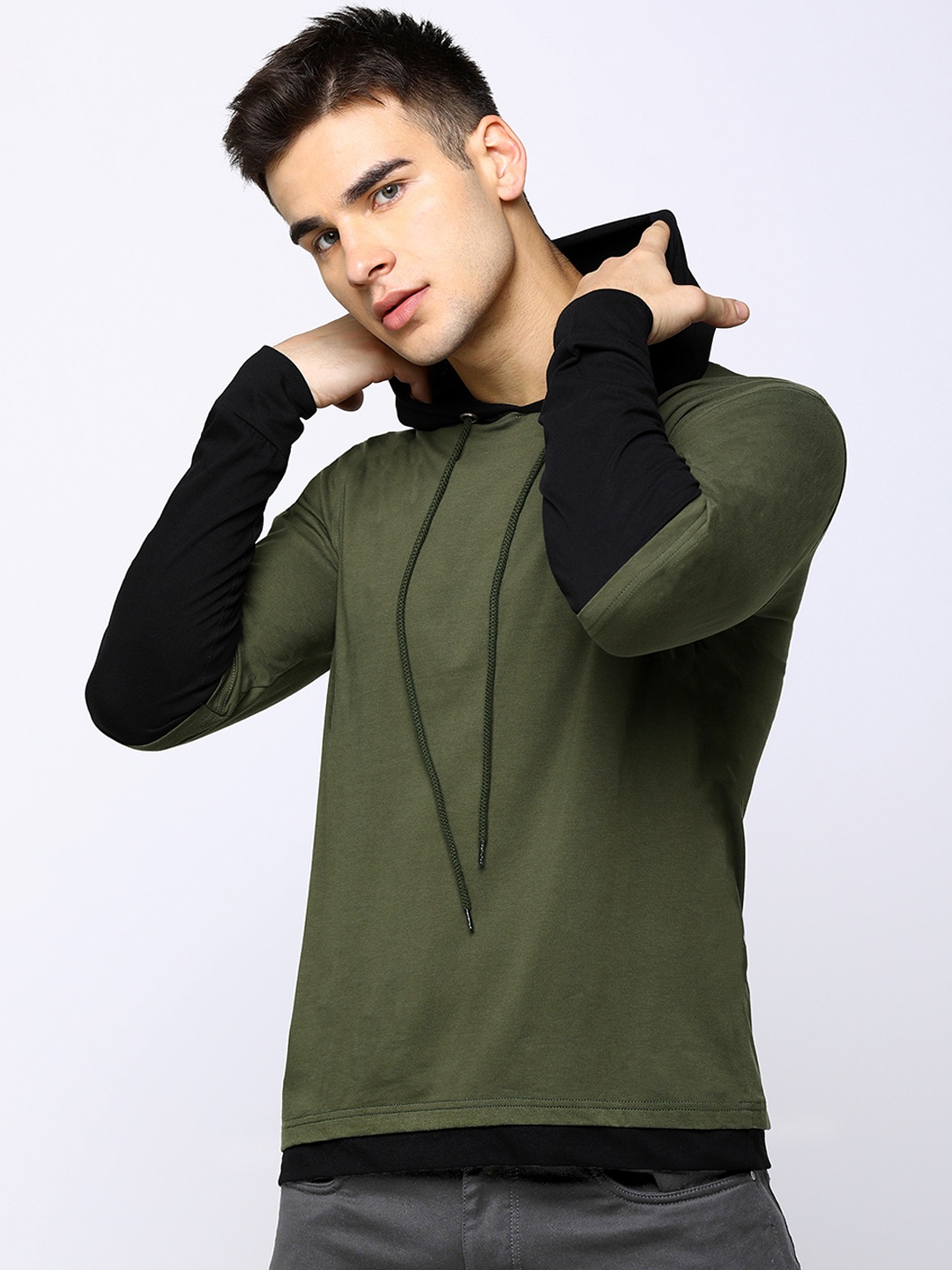 Maniac Men Olive Green Colourblocked Hooded Slim Fit Pure Cotton T-shirt