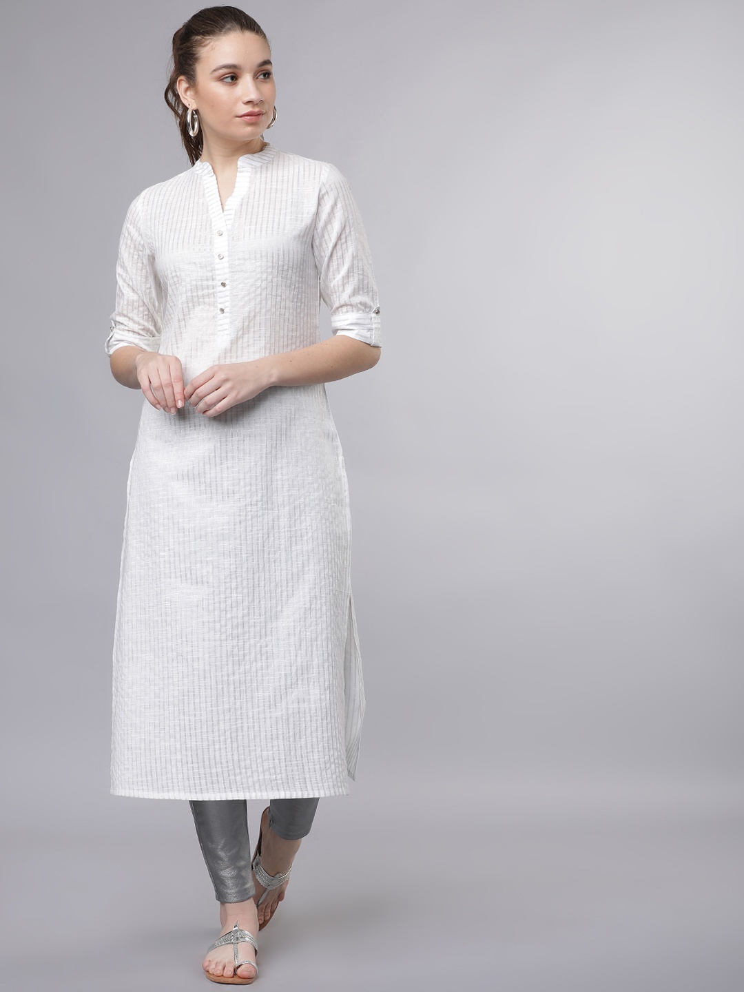 Vishudh Women White & Silver Striped Straight Kurta