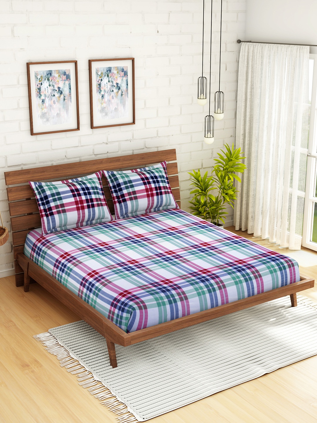 WELHOME Green & Red Geometric 160 TC 1 Microfibre Queen Bedsheet with 2 Pillow Covers
WELHOME Green & Red Geometric 160 TC 1 Microfibre Queen Bedsheet with 2 Pillow Covers