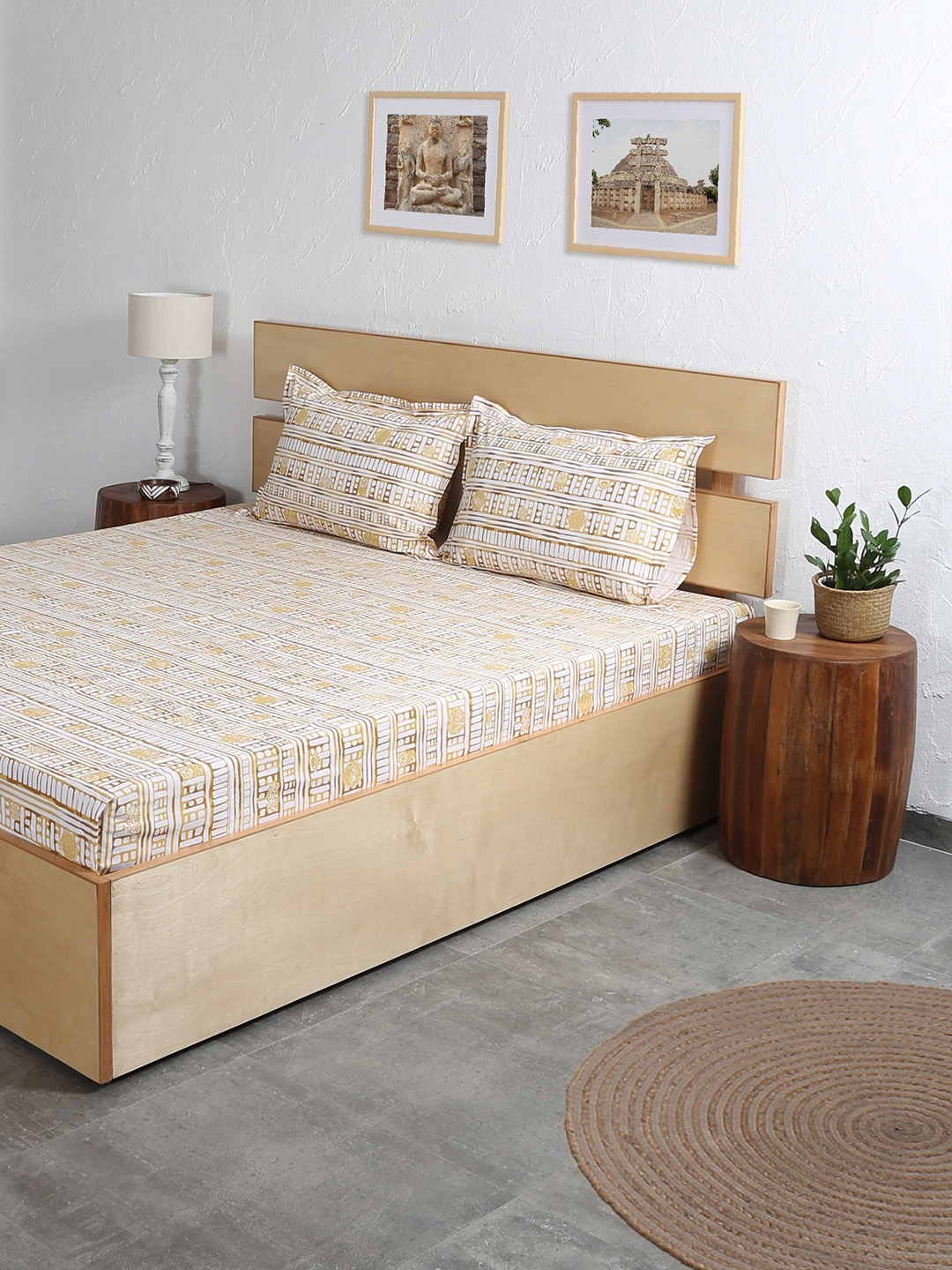 House This Mustard & White Geometric 180 TC Cotton 1 King Bedsheet with 2 Pillow Covers