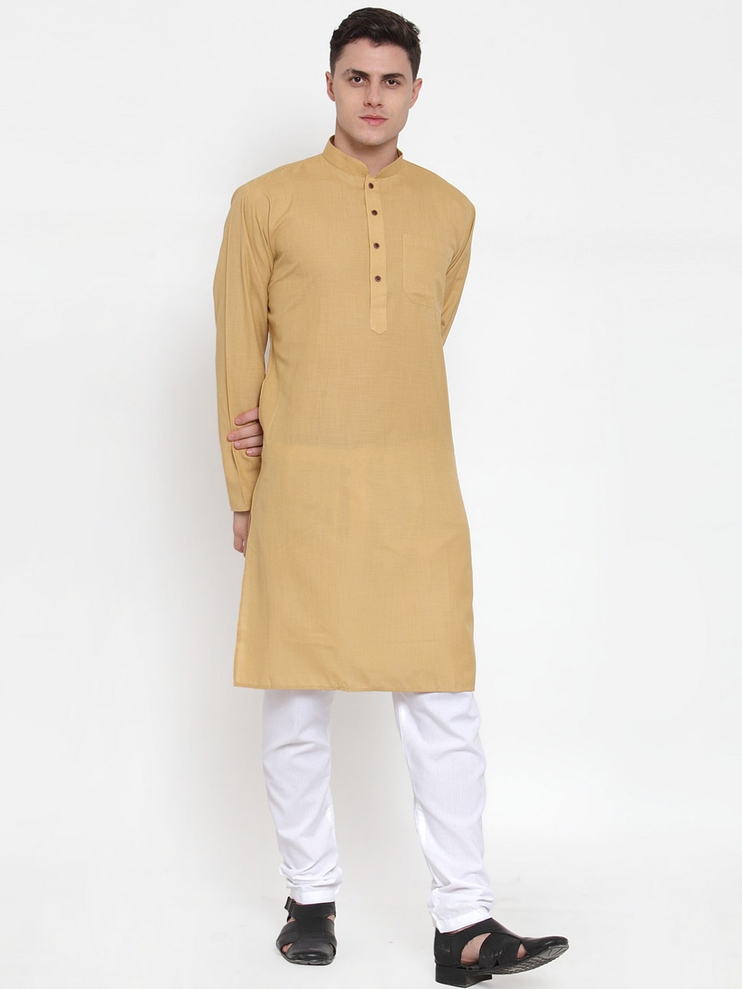MAXENCE Men Beige & White Solid Kurta with Pyjamas