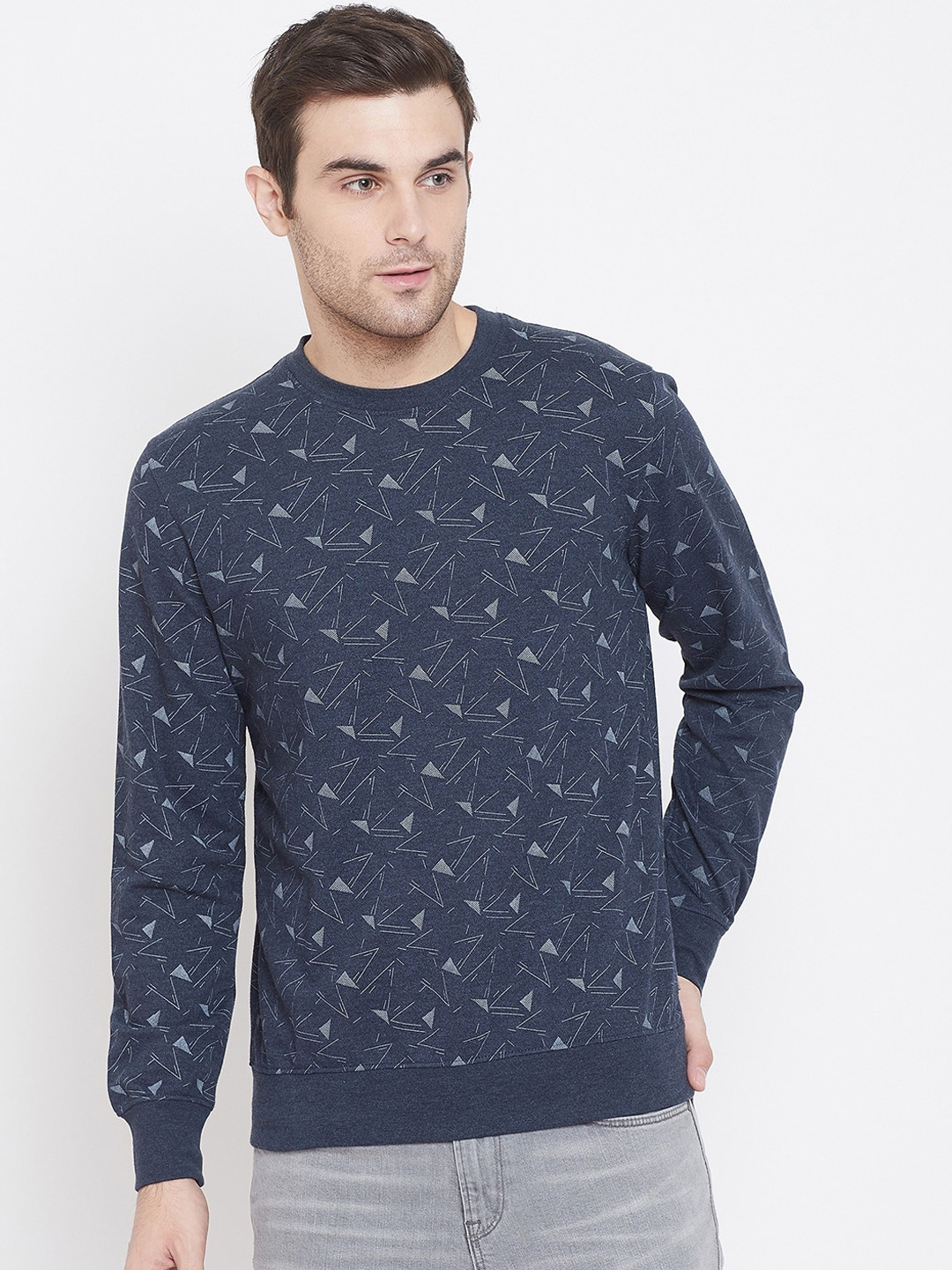 Crimsoune Club Men Navy Blue Printed Sweatshirt 
Crimsoune Club Men Navy Blue Printed Sweatshirt