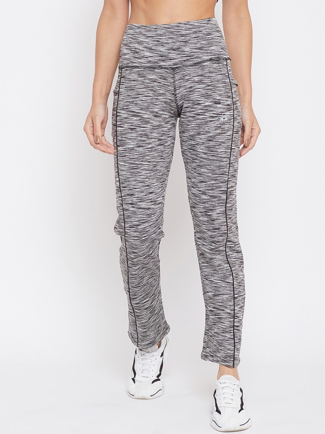 Crimsoune Club Women Grey Printed Slim Track Pants