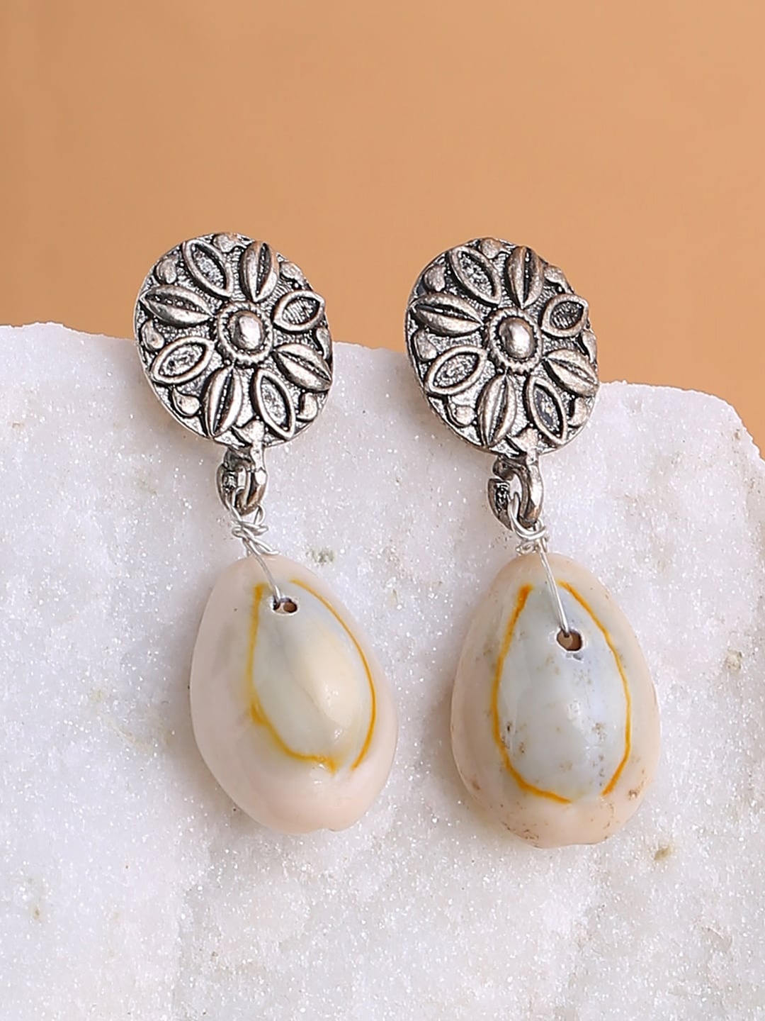 Shoshaa White & Silver-Plated Oxidised Floral Drop Earrings