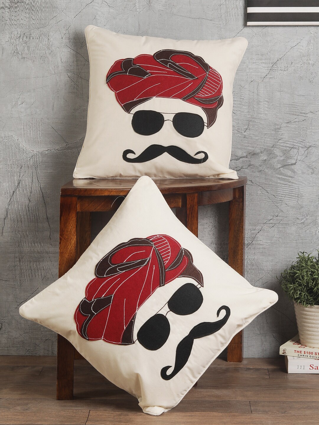 VarEesha Off-White Set of 2 Applique Square Cushion Covers