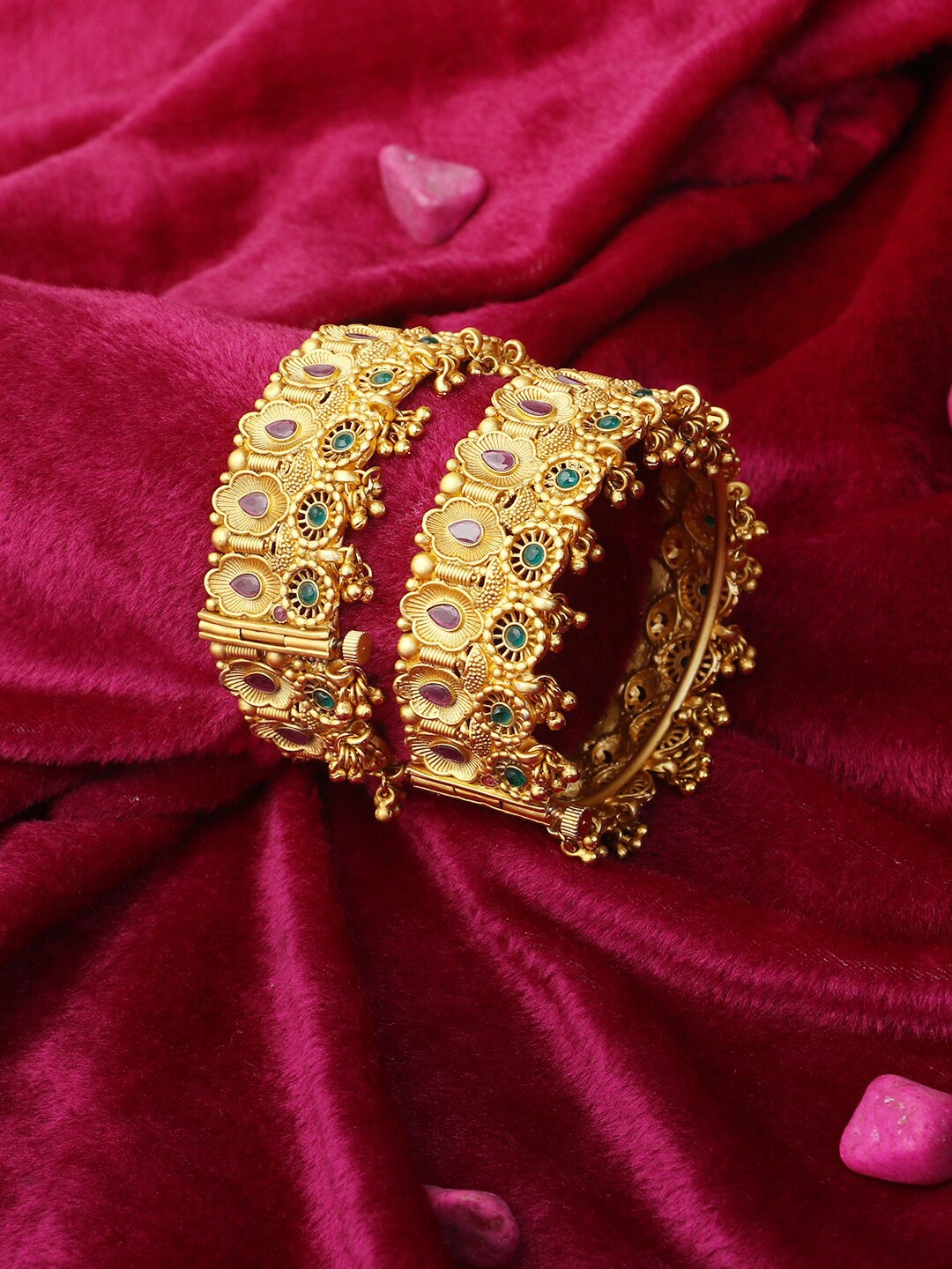 Adwitiya Collection Set Of Two 24 CT Gold-Plated Pink & Green Stone-Studded Handcrafted Bangles
Adwitiya Collection Set Of Two 24 CT Gold-Plated Pink & Green Stone-Studded Handcrafted Bangles