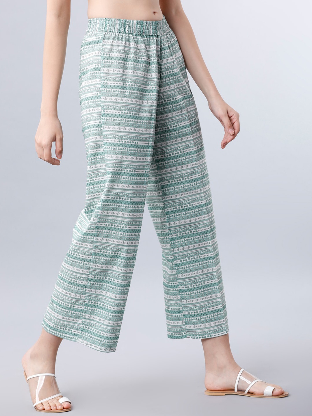 Vishudh Women Green & Off-White Checked Straight Palazzos
