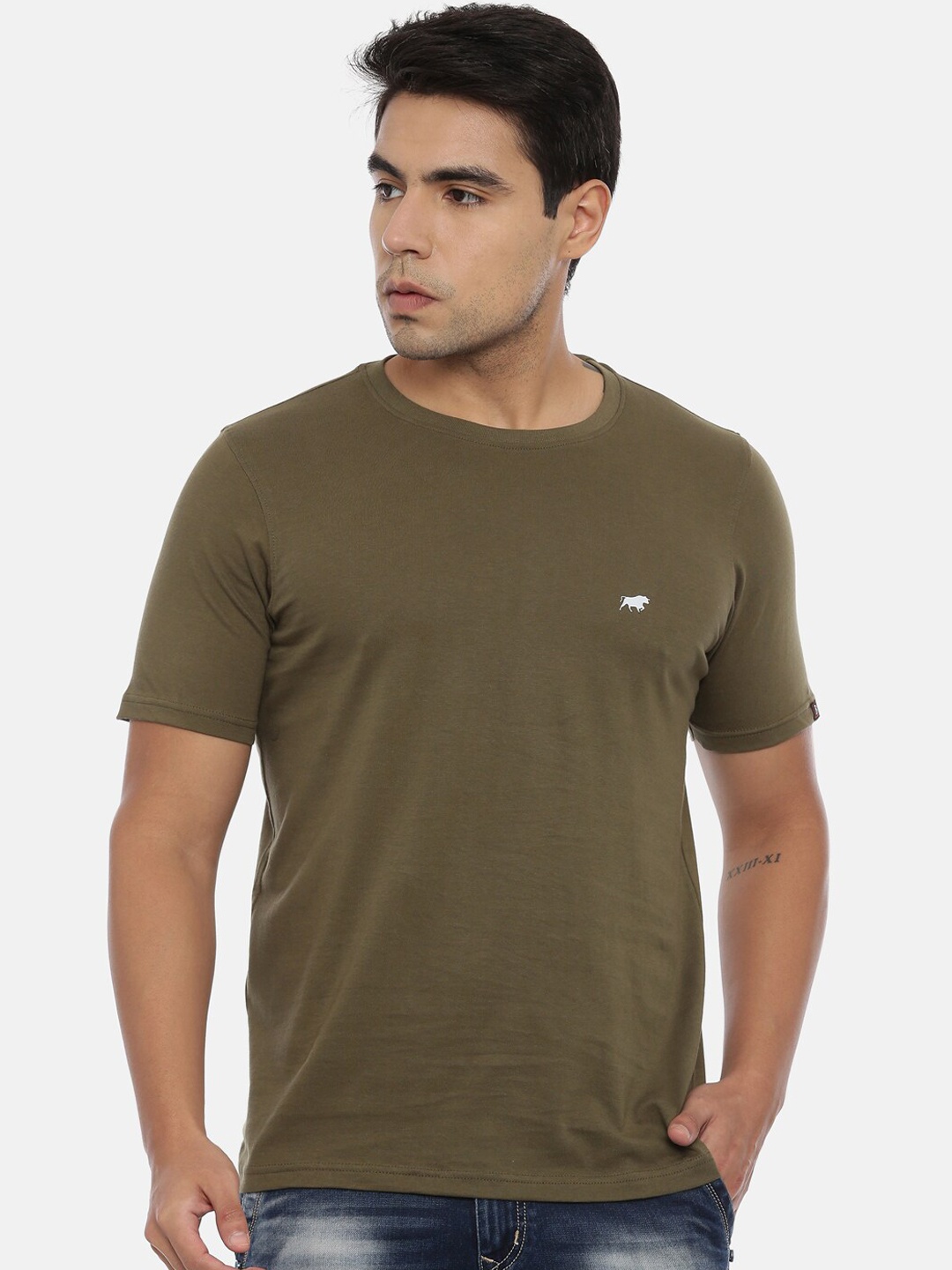 Bushirt Men Green Solid Round Neck T-shirt