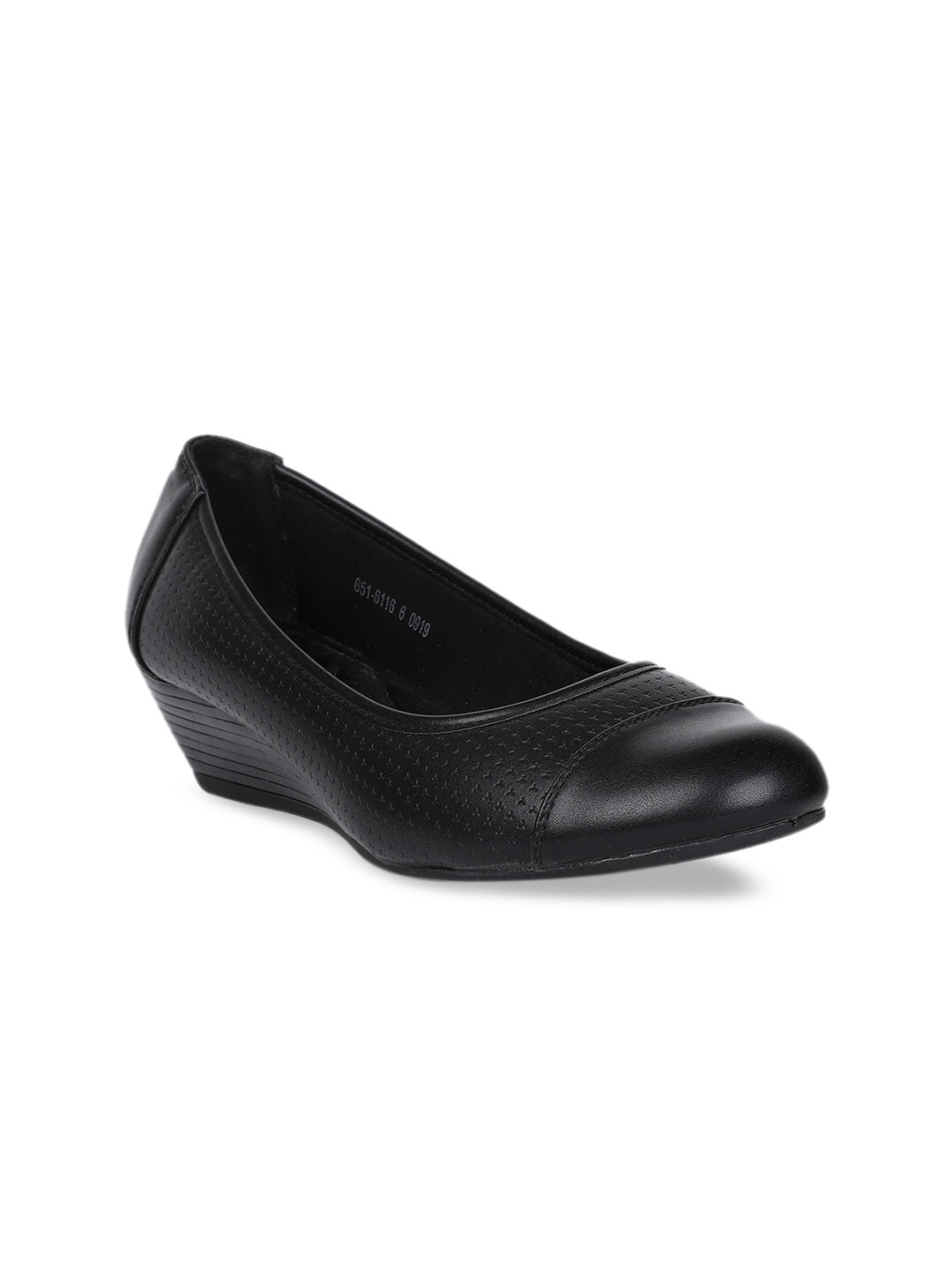 Bata Women Black Solid Wedge Heeled Pumps
Bata Women Black Solid Wedge Heeled Pumps