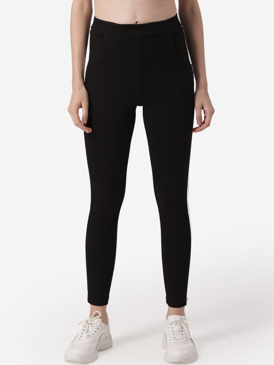 Mode by Red Tape Women Black Solid Jeggings
Mode by Red Tape Women Black Solid Jeggings