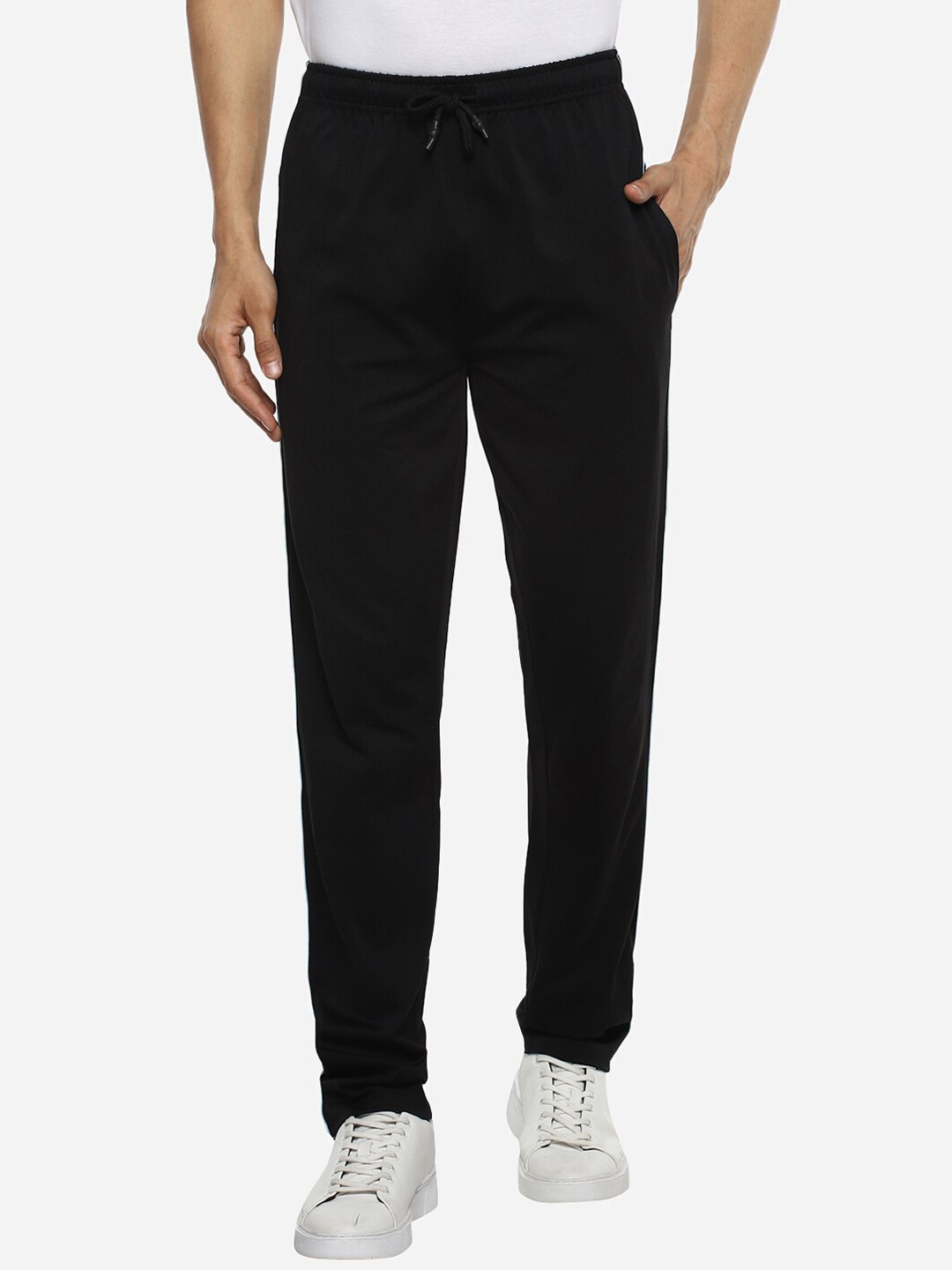 Red Chief Men Black Regular Fit Solid Joggers