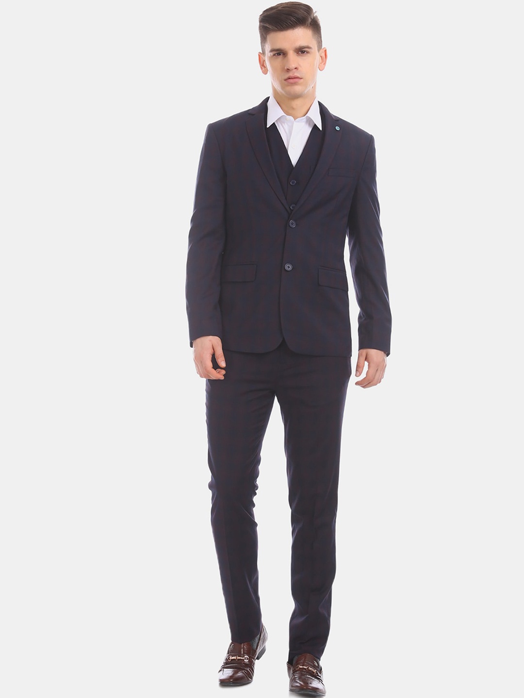 Arrow Men Navy blue & Maroon checked Slim-Fit Single-Breasted Zero Calories Formal Suit
Arrow Men Navy blue & Maroon checked Slim-Fit Single-Breasted Zero Calories Formal Suit