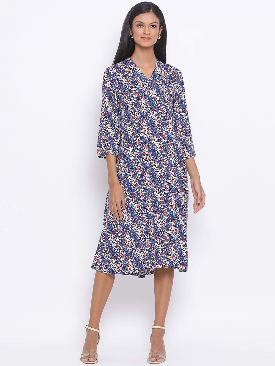 Oxolloxo Women Blue & White Floral Printed A-Line Dress