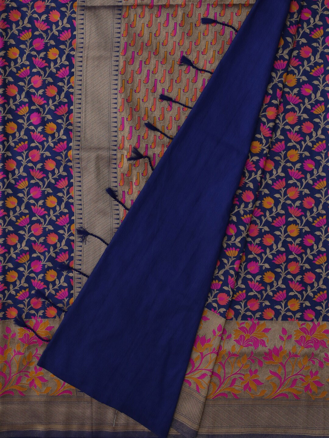 Bangalore Silk Emporium Blue Printed Silk Blend Saree