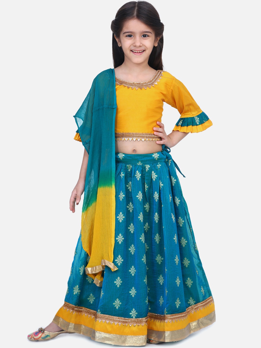 BownBee Girls Green & Yellow Embellished Ready to Wear Lehenga & Blouse with Dupatta
BownBee Girls Green & Yellow Embellished Ready to Wear Lehenga & Blouse with Dupatta