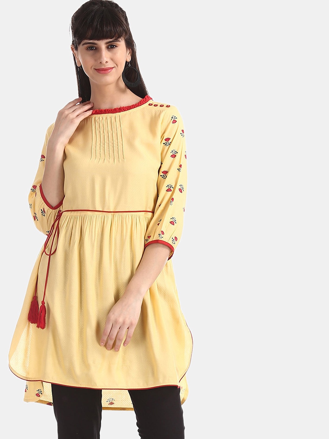 Karigari Women Yellow Printed A-Line Kurta