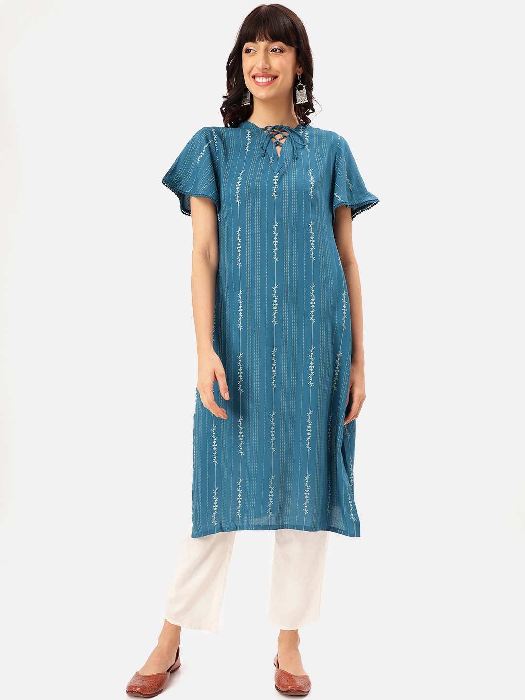 Saaki Women Blue Striped Straight Kurta