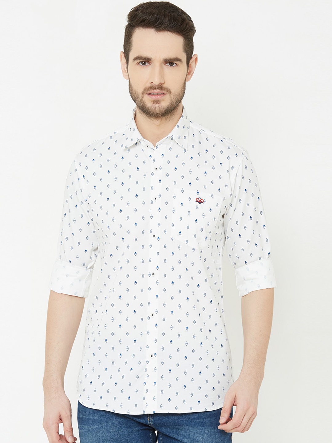 Donzell Men White & Blue Regular Fit Printed Casual Shirt