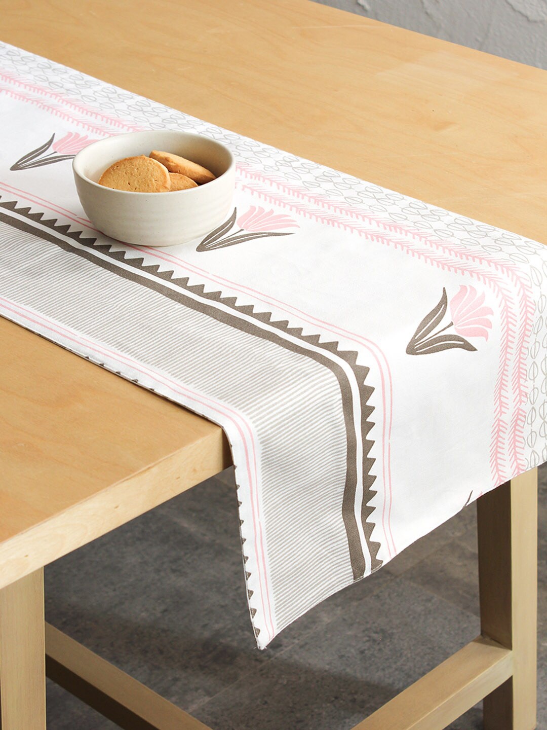 House This White & Pink Printed Mrinaal Cotton Table Runner