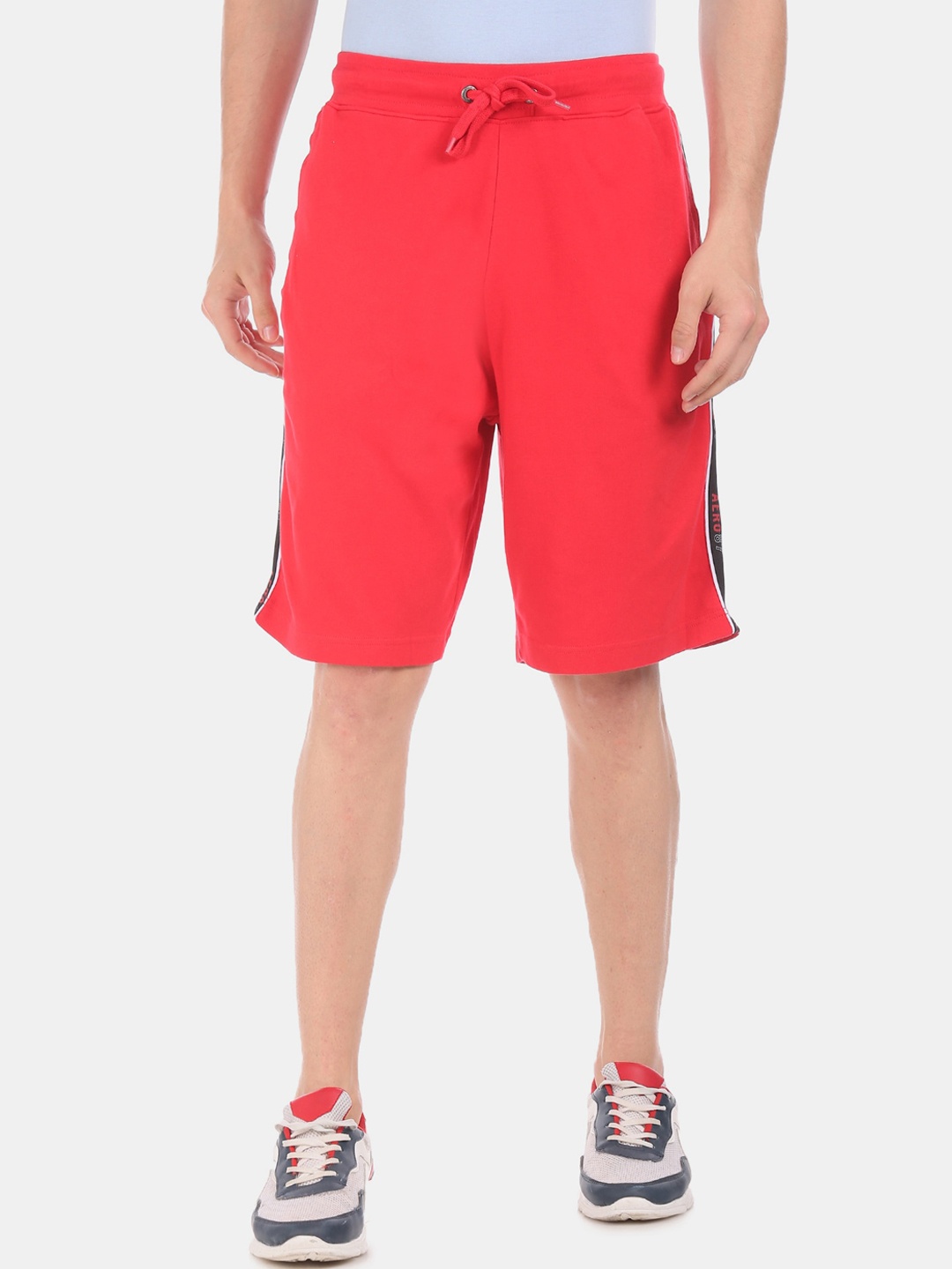 Aeropostale Men Red Solid Regular Fit Regular Shorts