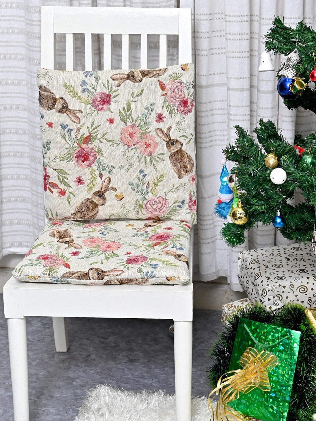 AVI Living Set of 2 Beige & Pink Floral Bunny Printed General Support Chair Pad
AVI Living Set of 2 Beige & Pink Floral Bunny Printed General Support Chair Pad